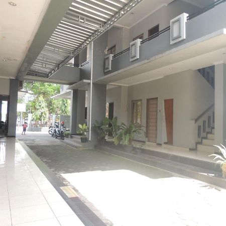 Hotel Sejahtera Kebumen Exterior photo